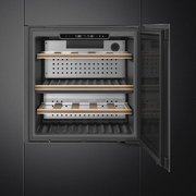 Встраиваемый холодильный шкаф для вина Smeg CVI129B3 фото 3 в Екатеринбурге