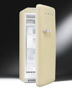 Морозильная камера Smeg CVB20RP1 фото 3 в Екатеринбурге