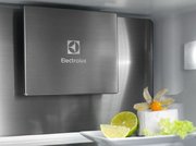 Встраиваемый холодильник Electrolux ENC8MC19S фото 3 в Екатеринбурге