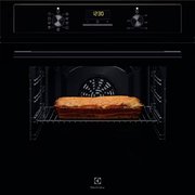 Духовой шкаф Electrolux EOF3H50BK