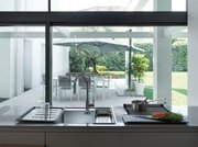 Смеситель Franke Eos Neo Pull Down черный матовый фото 3 в Екатеринбурге