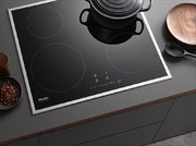 Индукционная варочная панель Miele KM7201 FR новая, с витрины (без коробки) фото 3 в Екатеринбурге