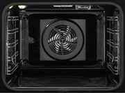 Духовой шкаф Electrolux EOC8P39WX фото 3 в Екатеринбурге