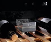 Встраиваемый винный шкаф Electrolux EWS4020B5B фото 4 в Екатеринбурге