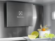 Встраиваемый холодильник Electrolux E8MNCD18S фото 3 в Екатеринбурге