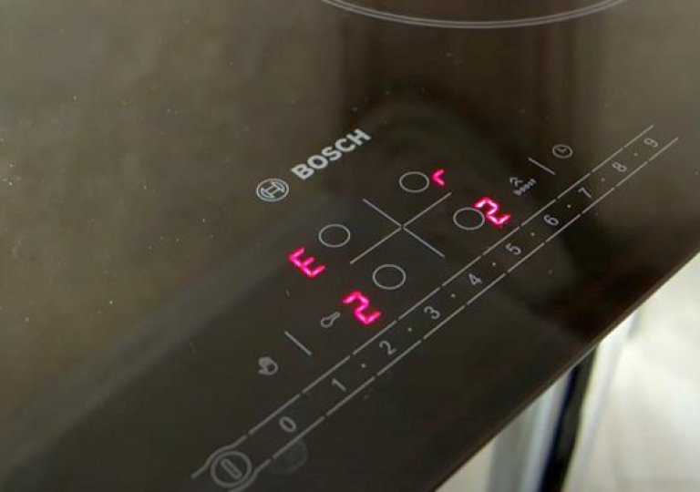 Ошибка E2 на индукционной варочной панели: высокая температура