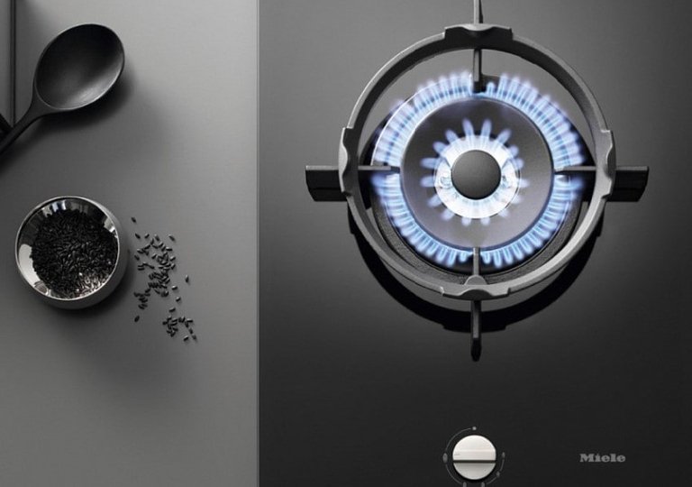 Какую варочную панель выбрать: Asko или Miele