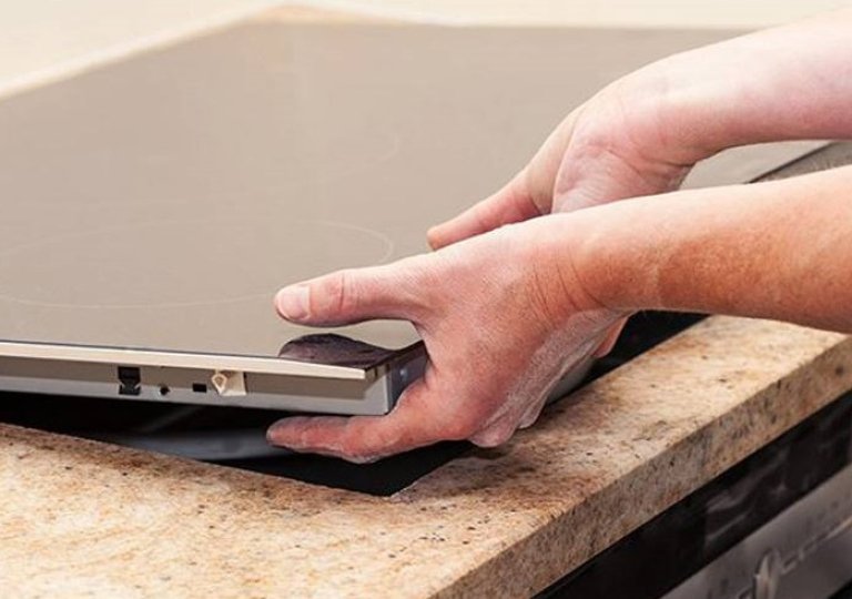 Как установить варочную панель в столешницу