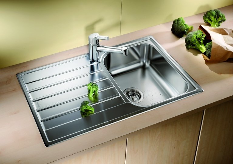 Какая мойка лучше гранитная или нержавейка