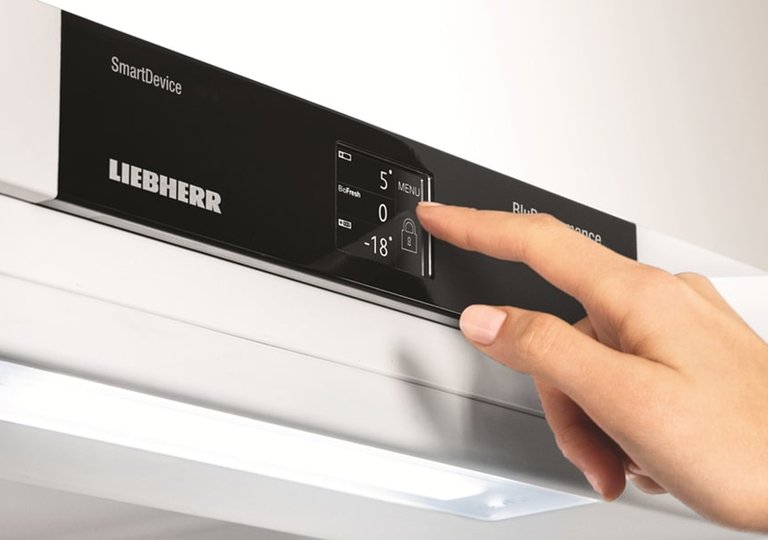 Как включить холодильник Liebherr