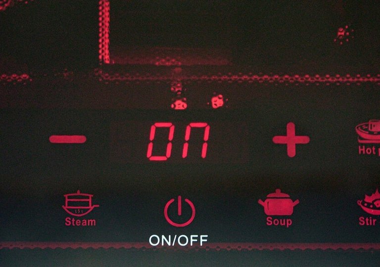 Ошибки электрической варочной панели: что означают и как исправить